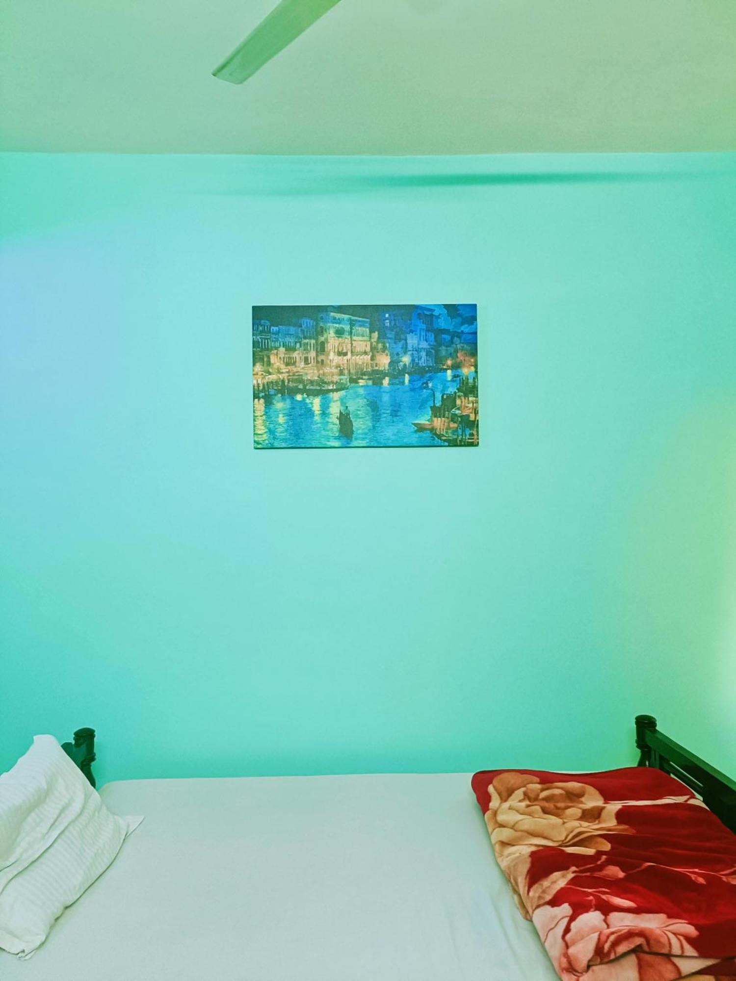 Pretty Garden View Apartment 3Bhk Furnished Flat Near Kashi Vishwanath Temple فاراناسي المظهر الخارجي الصورة
