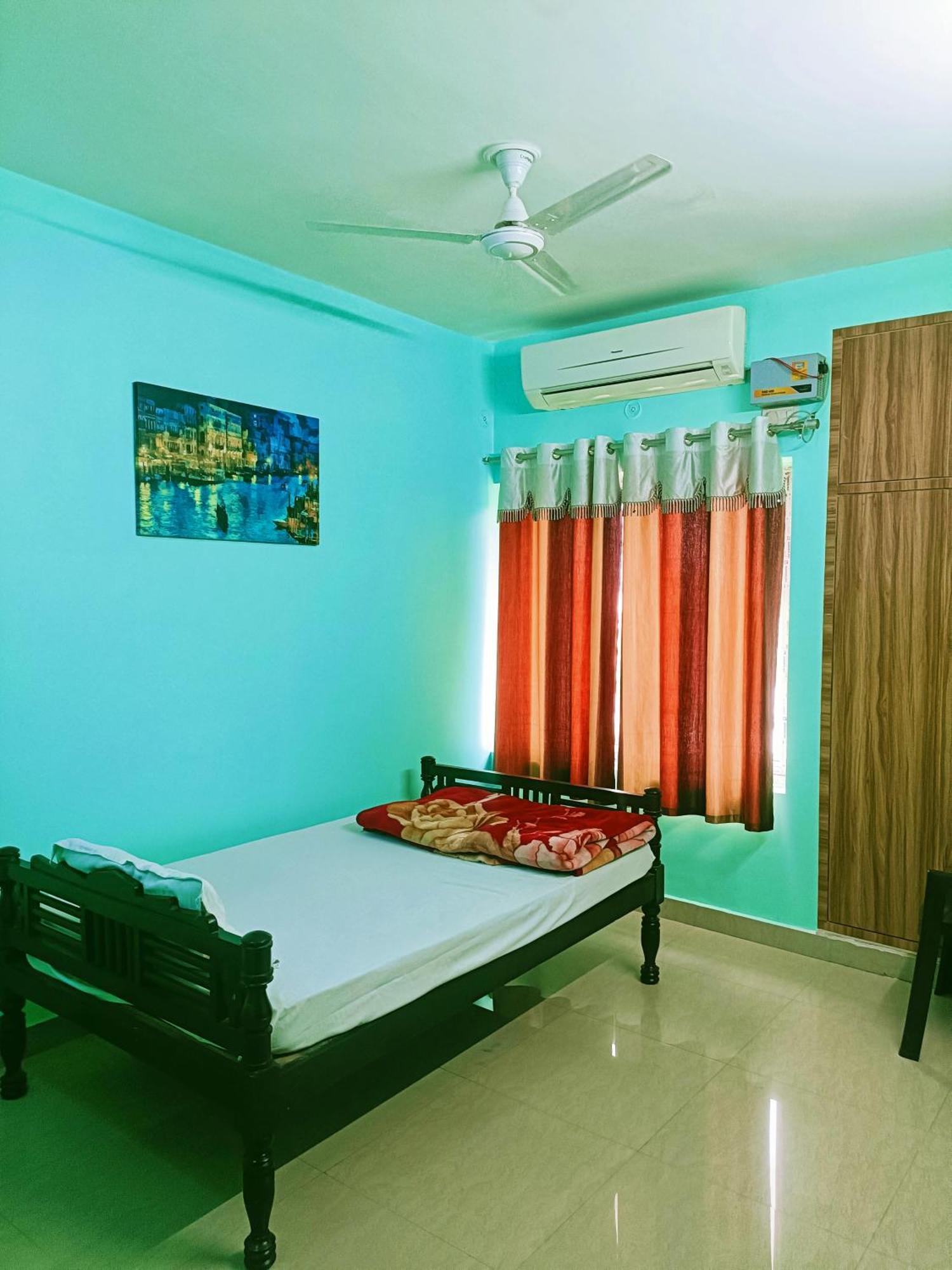 فاراناسي Pretty Garden View Apartment 3Bhk Furnished Flat Near Kashi Vishwanath Temple المظهر الخارجي الصورة