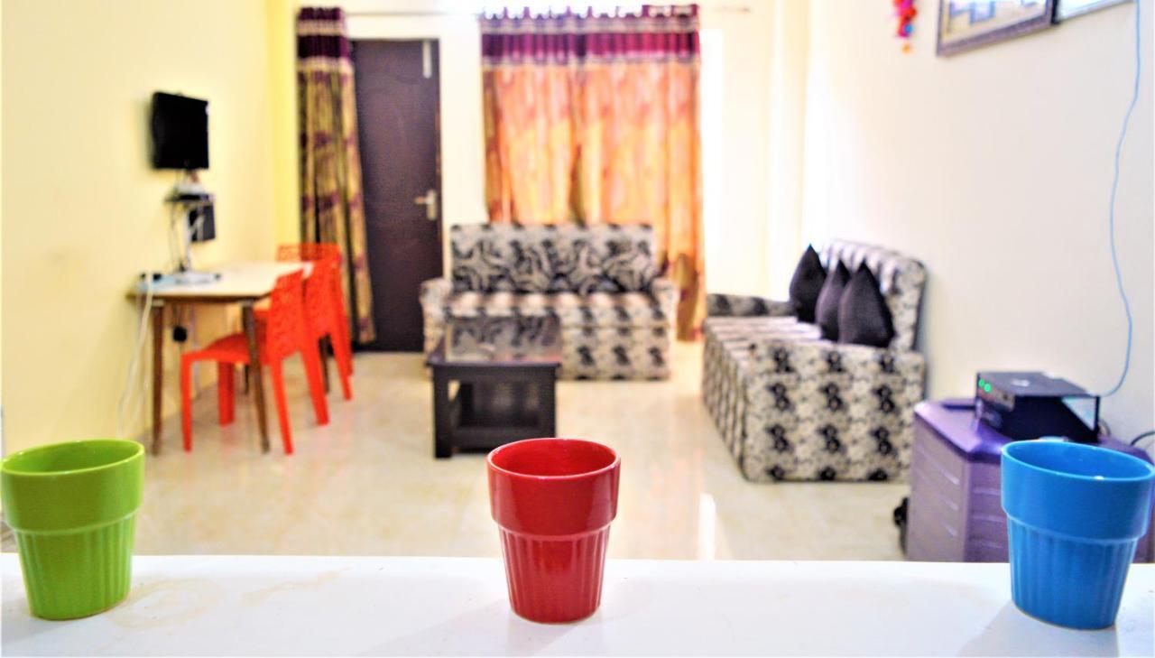 فاراناسي Pretty Garden View Apartment 3Bhk Furnished Flat Near Kashi Vishwanath Temple المظهر الخارجي الصورة